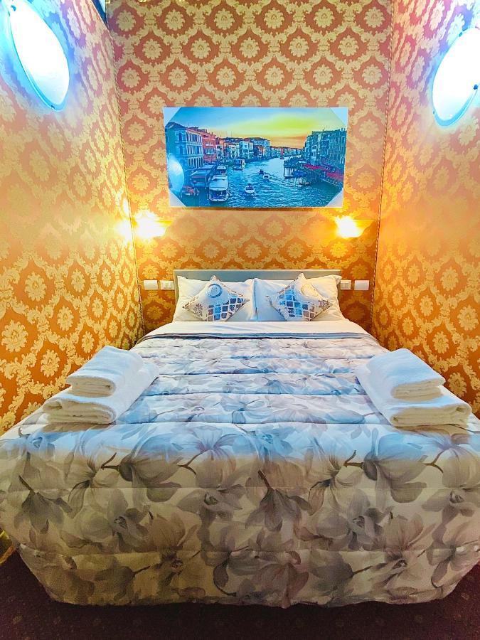 Budget Double Room,1184739647:JPEG